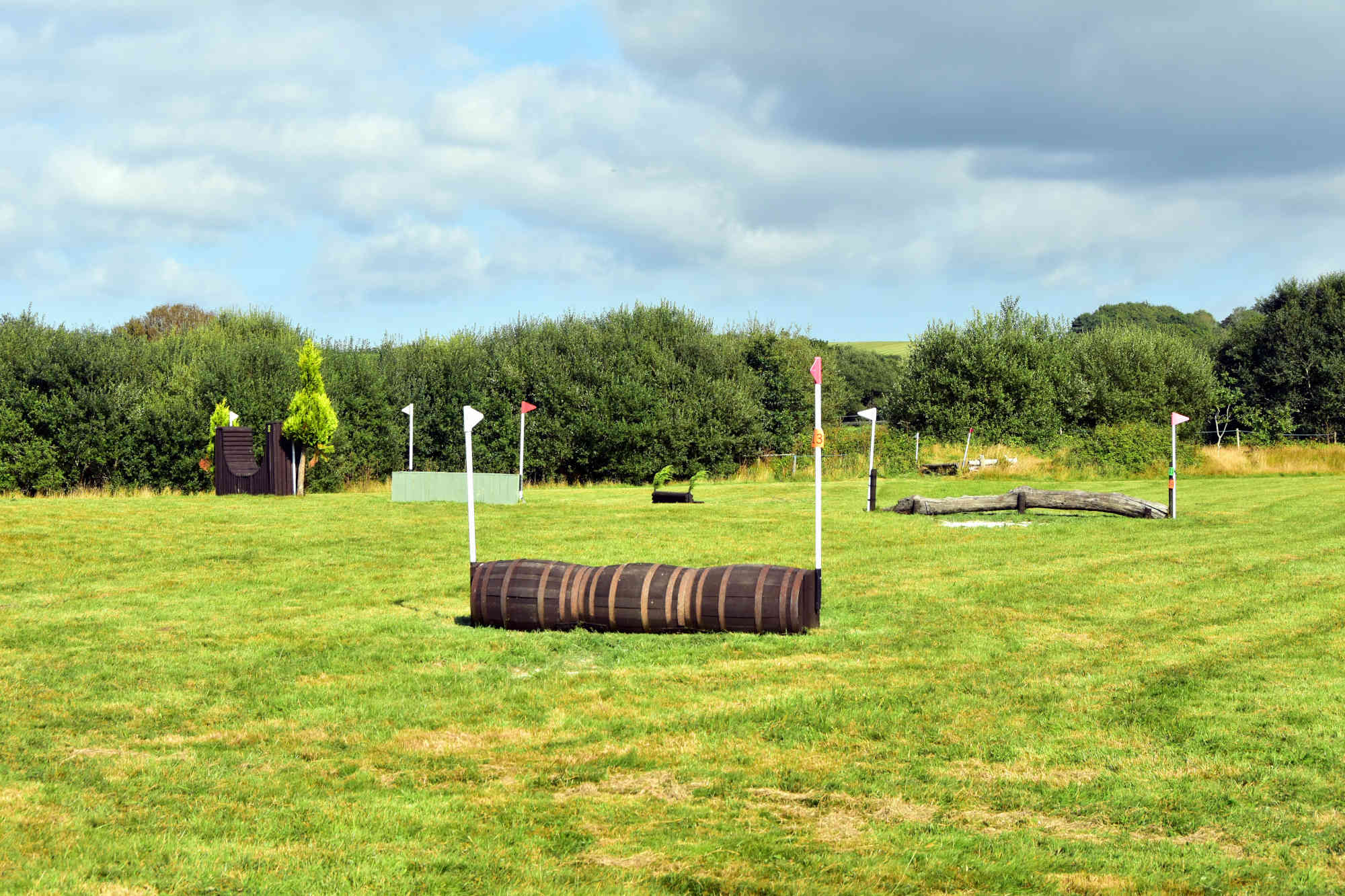 Cross Country Hire Knightswood